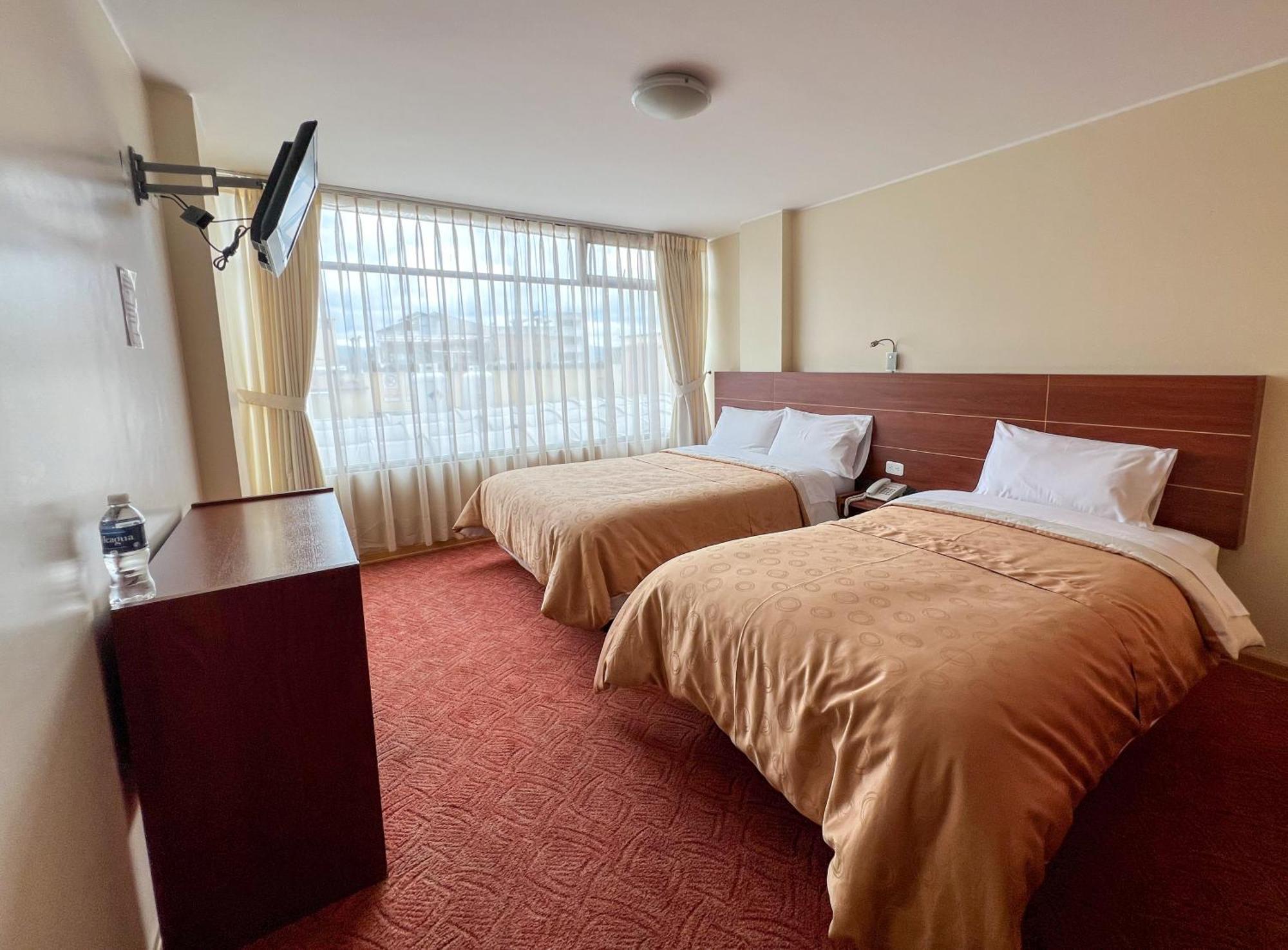 Tulcán Hotel Flor De Los Andes מראה חיצוני תמונה